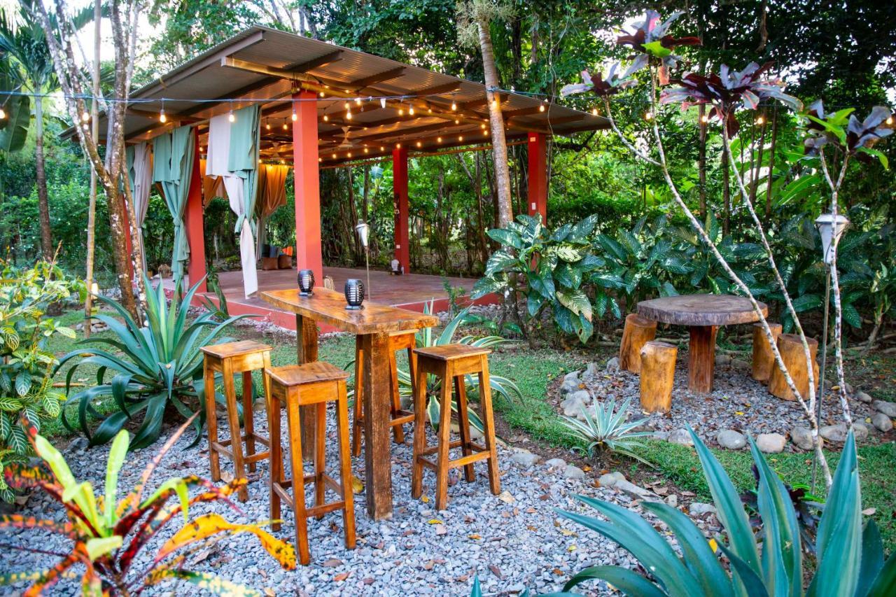 لاس لاخاس Naturalmente Boutique Bungalows Y Cocina Mediterranea المظهر الخارجي الصورة