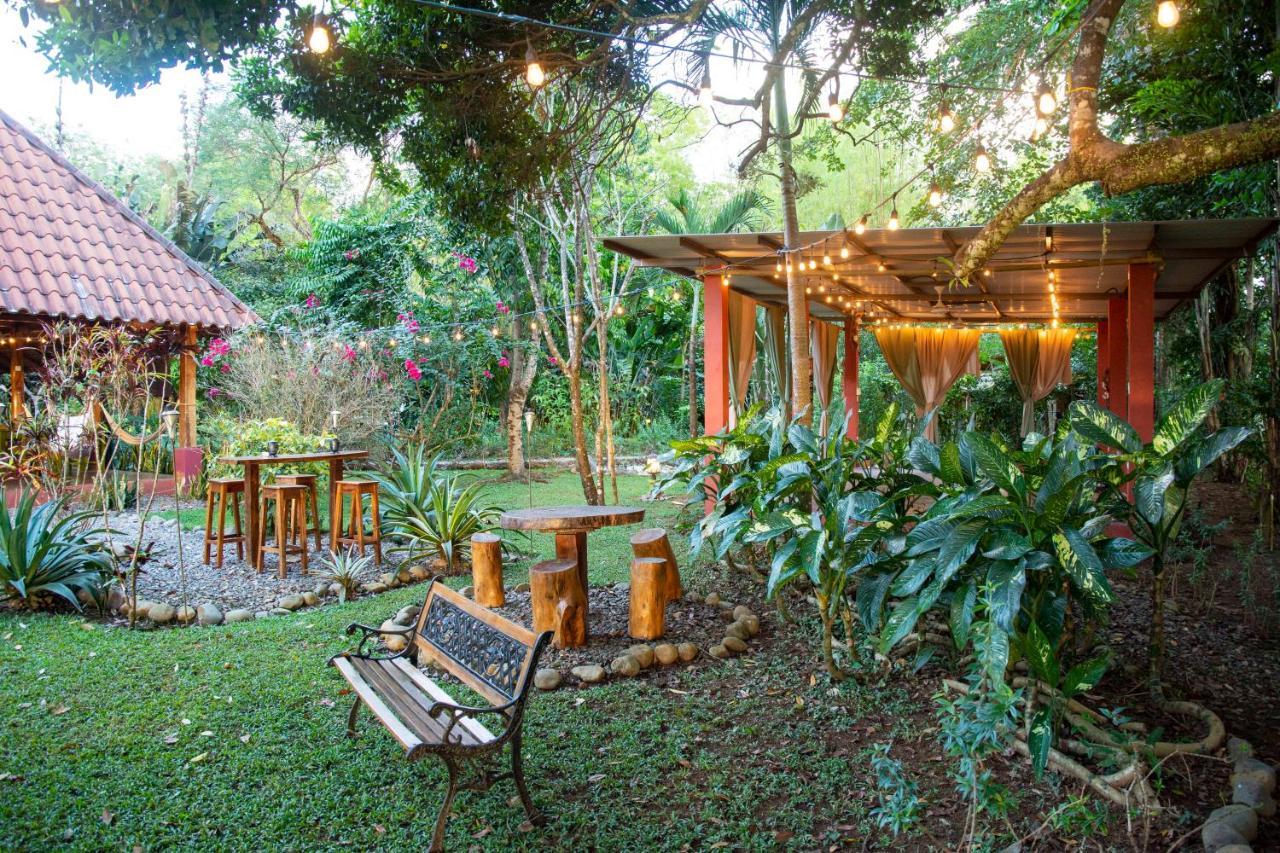 لاس لاخاس Naturalmente Boutique Bungalows Y Cocina Mediterranea المظهر الخارجي الصورة
