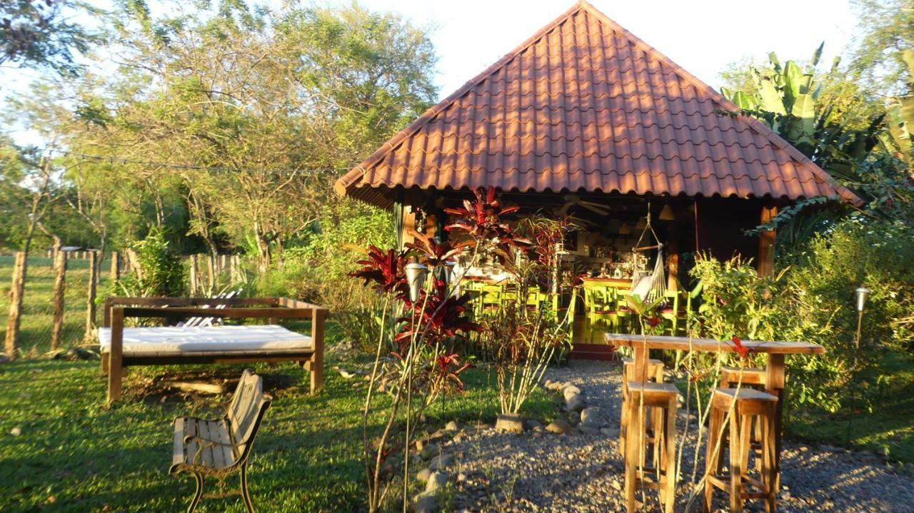 لاس لاخاس Naturalmente Boutique Bungalows Y Cocina Mediterranea المظهر الخارجي الصورة
