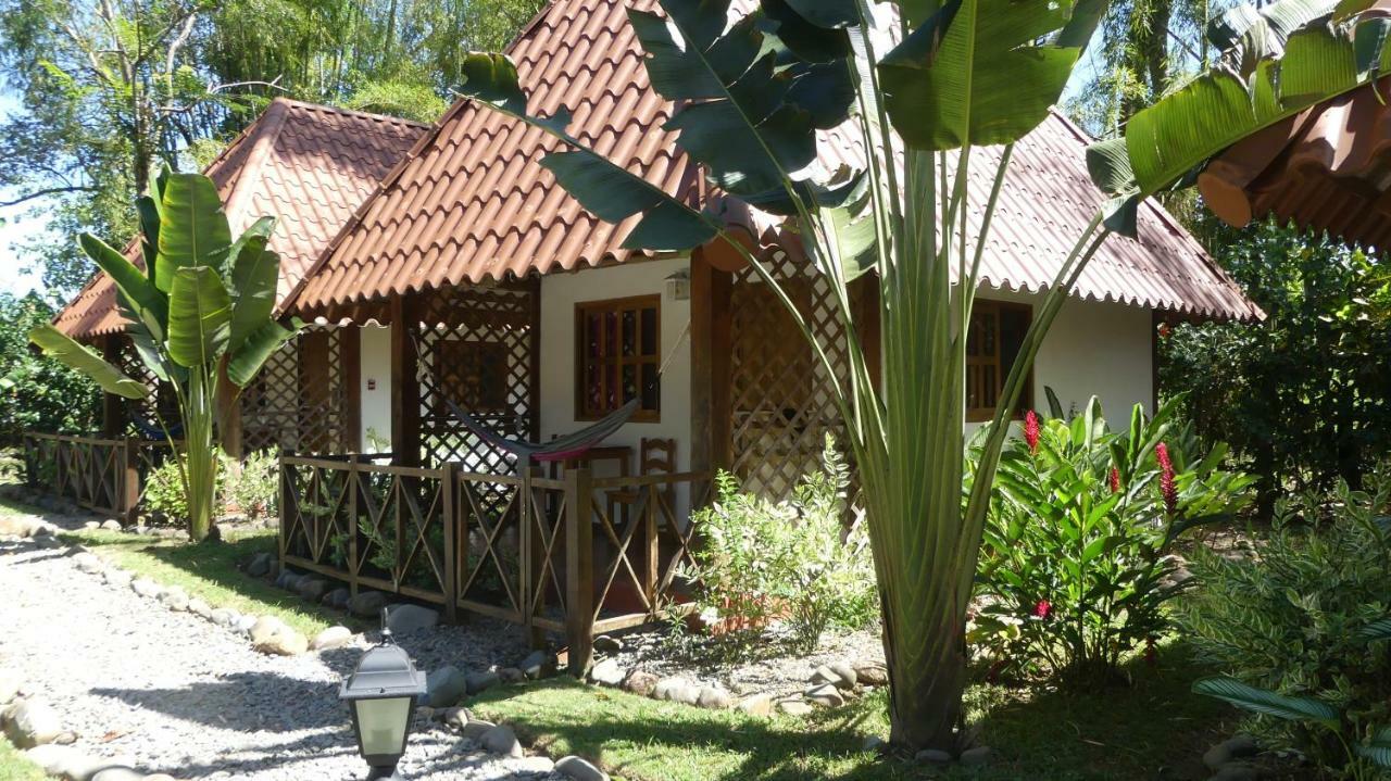 لاس لاخاس Naturalmente Boutique Bungalows Y Cocina Mediterranea المظهر الخارجي الصورة