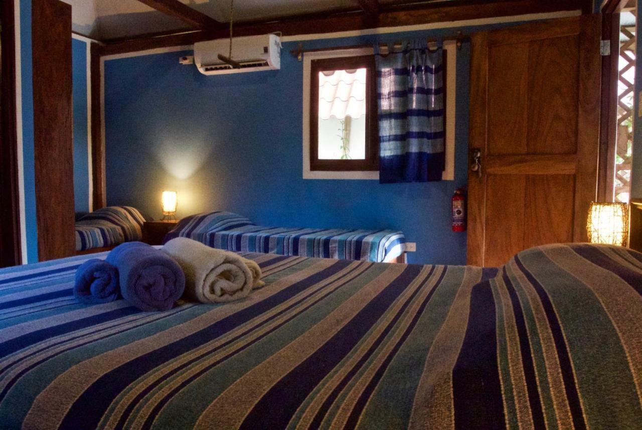 لاس لاخاس Naturalmente Boutique Bungalows Y Cocina Mediterranea المظهر الخارجي الصورة